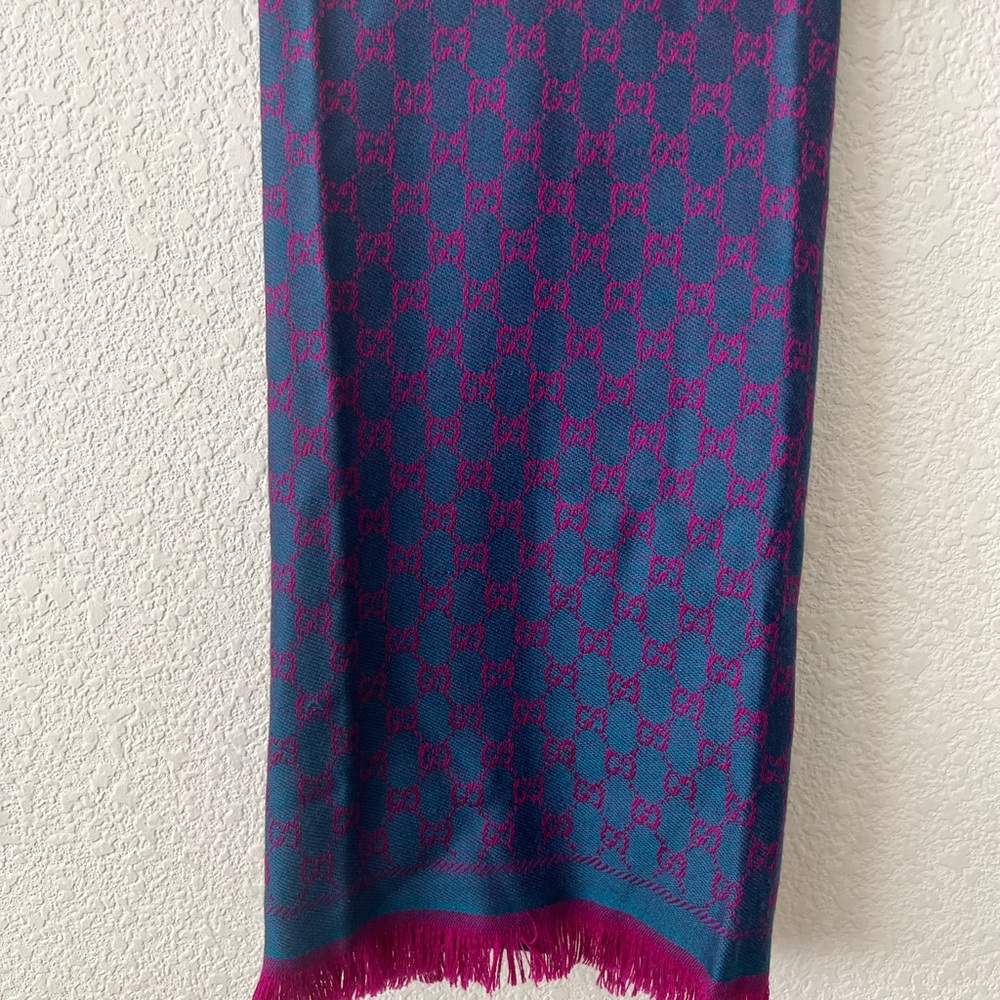 Gucci GG Reversible Scarf - Petroleum Blue/Pink - Picture 4 of 13